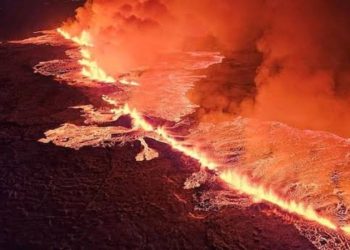 L'eruzione vulcanica in Islanda (Twitter)