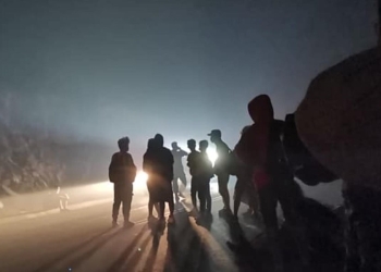 Incendio nel campo profughi di Moria nell'isola di Lesbo in Grecia, 9 settembre 2020 (Ansa)