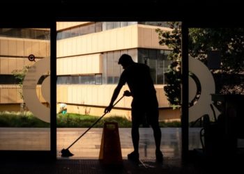 Uno dei lavoratori della Cooperativa sociale Pandora