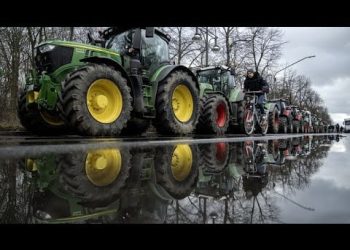 Protesta agricoltori in Francia (screen da Youtube)