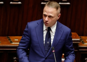 Il ministro dell'agricoltura Francesco Lollobrigida al Question time alla Camera (Foto: Ansa, 2024)