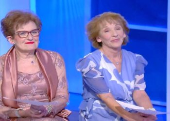 Enrica e Annamaria a C'è posta per te 2024 (screen da TV)