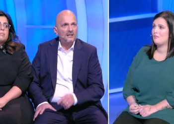 Martina, suo padre e la moglie Debora a C'è posta per te 2024 (screen da TV)