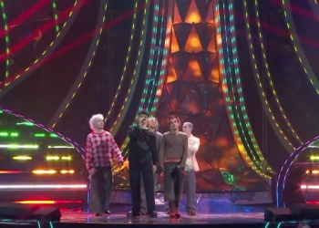 I Bnkr44 a Sanremo 2024 con la canzone "Governo punk" (Rai1)