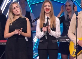 Mirko Casadei, moglie Sabrina e figlia a Sanremo 2024 foto screenshot tv