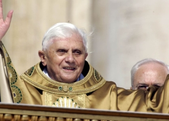 papa Benedetto XVI (Ansa)