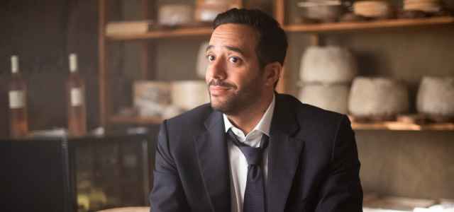 BUGIARDO SERIALE/ Il film che parla di bufale a suon di risate