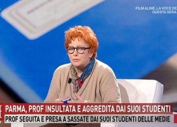 Il caso della prof presa a sassate: il commento di Maria Rita Parsi a Storie Italiane