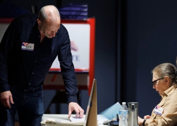 Un seggio delle primarie a Boston, Massachusetts (Ansa)