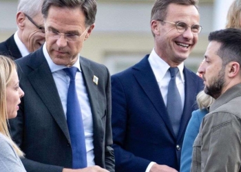Da sin., tra gli altri, Giorgia Meloni, Mark Rutte, e Volodymyr Zelensky (Ansa)
