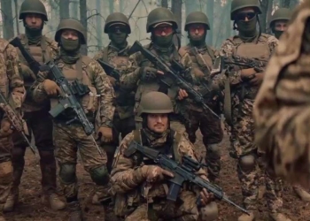 Soldati ucraini (Ansa)