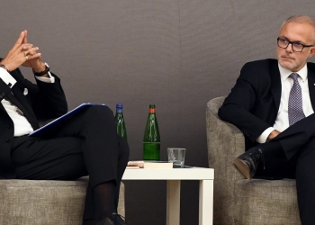 Il Presidente Nazionale dell'INT Riccardo Alemanno (S) e il Direttore dell'Agenzia delle Entrate Ernesto Maria Ruffini (Foto 2023:
ANSA/FABIO CIMAGLIA, NPK)