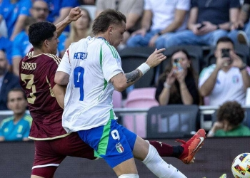 Mateo Retegui con la maglia della nazionale (Foto ANSA)