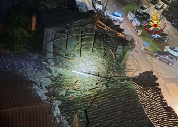 Edificio crollato a Vicenza, foto dei Vigili del fuoco