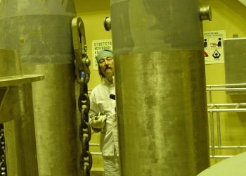 Giorgio Fornoni in un laboratorio militare russo (Foto G Fornoni)
