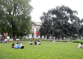 Piazza Leonardo da Vinci a Milano (Ansa)