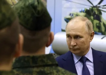 Putin coi piloti militari
