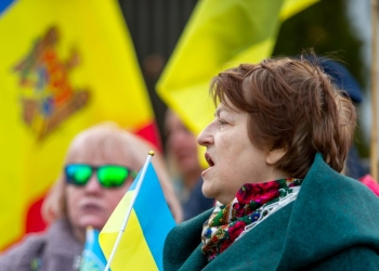 Proteste contro l'invasione russa dell'Ucraina a Chisinau (Ansa)