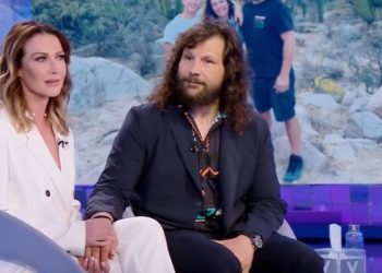 Martin Castrogiovanni e moglie Daniela Marzulli a Verissimo 2024
