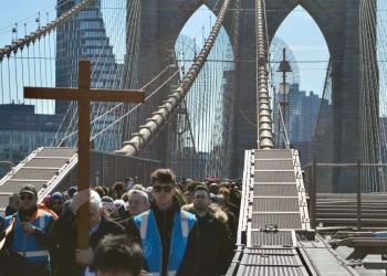 Via Crucis a New York, 2024 (foto J. Fields)