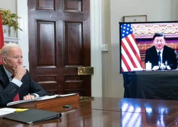 Joe Biden e Xi Jinping durante summit virtuale (Foto 2021 Ansa EPA/SARAH SILBIGER / POOL)