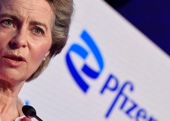 Von der Leyen, Pfizer