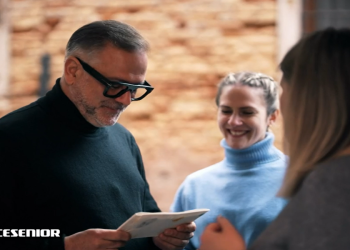 Luca Minnelli The voice senior 2024 (screen da TV)