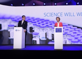 Von der Leyen, Pfizer