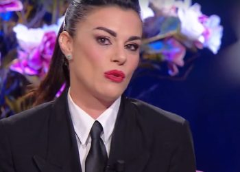 Bianca Guaccero Storie di donne al bivio 2024