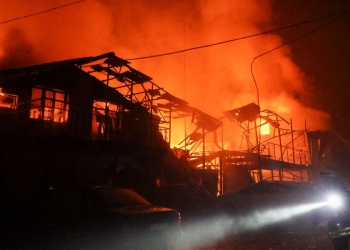 Dopo uno strike russo a Kharkiv, Ucraina orientale (Ansa)