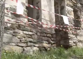 Chiesa diroccata a La Salle (Foto: RaiNews)