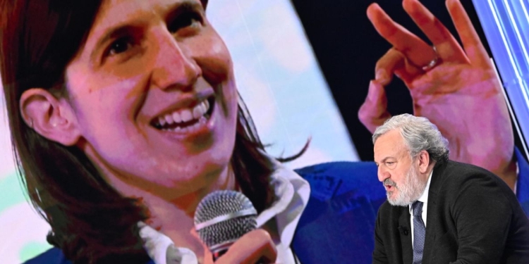 Michele Emiliano ospite di "Porta a porta". Sullo sfondo, Elly Schlein (Ansa)