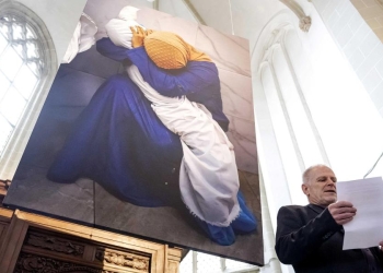 L'assegnazione della vittoria alla foto di M. Salem (Ansa)