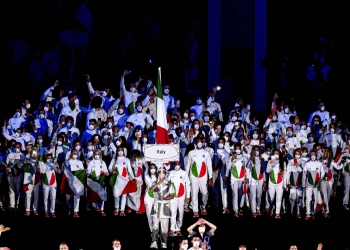 portabandiera Italia Olimpiadi