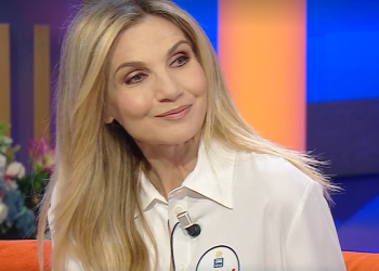 Lorella Cuccarini a La Volta Buona 2024 (screen da TV)
