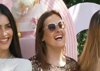 Sandra Malavasi con le figlie Ludovica e Beatrice Valli. (Foto: Web)