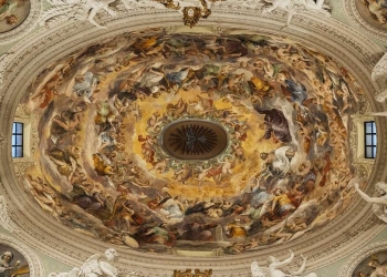 L'interno della cupola della chiesa della Madonna del Prato di Gubbio