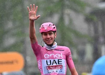 Pogacar Giro d'Italia ciclismo