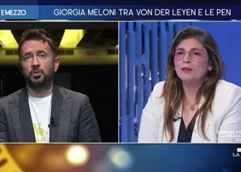 Andrea Scanzi vs Laura Castelli (La7)