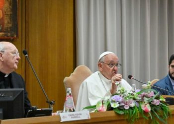 Papa Francesco, Movimenti