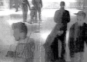 Ne riquadro, Giulia Cecchettin e Filippo Turetta ripresi da una telecamera di sorveglianza (Ansa/FRAME DA 'QUARTO GRADO' DI RETE 4)