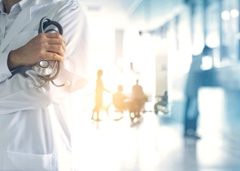 Dottore_veste_bianca