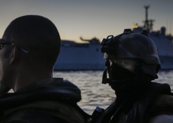 Forze speciali francesi al largo della Somalia nel 2014 (Ansa)