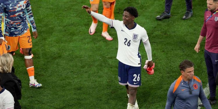 Kobbie Mainoo, sorpresa dell'Inghilterra agli Europei 2024 (Foto ANSA)
