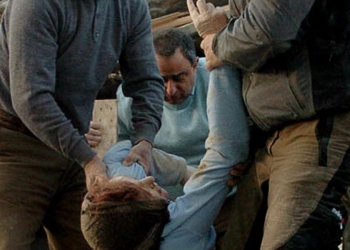 All'Aquila, nei drammatici giorni dell'aprile 2009 (Ansa)