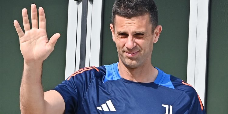 Motta Juventus Serie A Champions