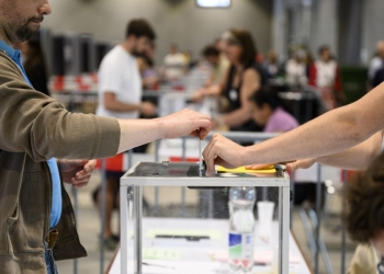 Elezioni legislative in Francia (Ansa)