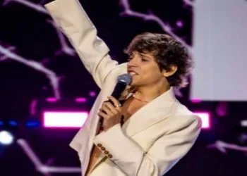 Abiti sanremo 2025 Alex Wyse