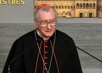 Parolin in Libano