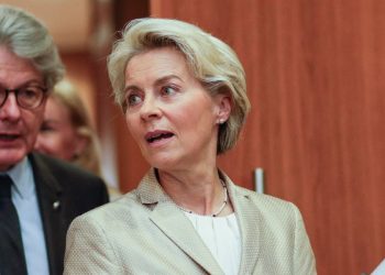 Von der Leyen con Breton, Ue